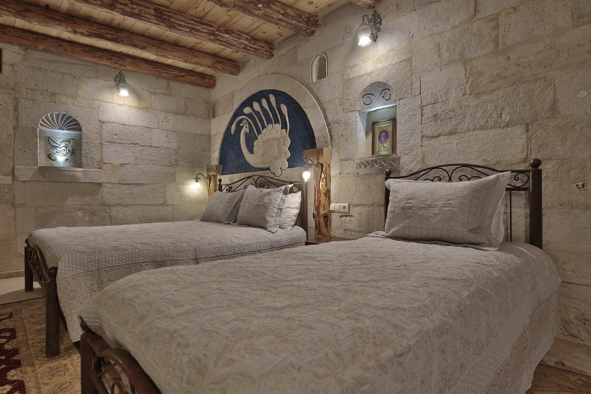 Vista Cave Hotel